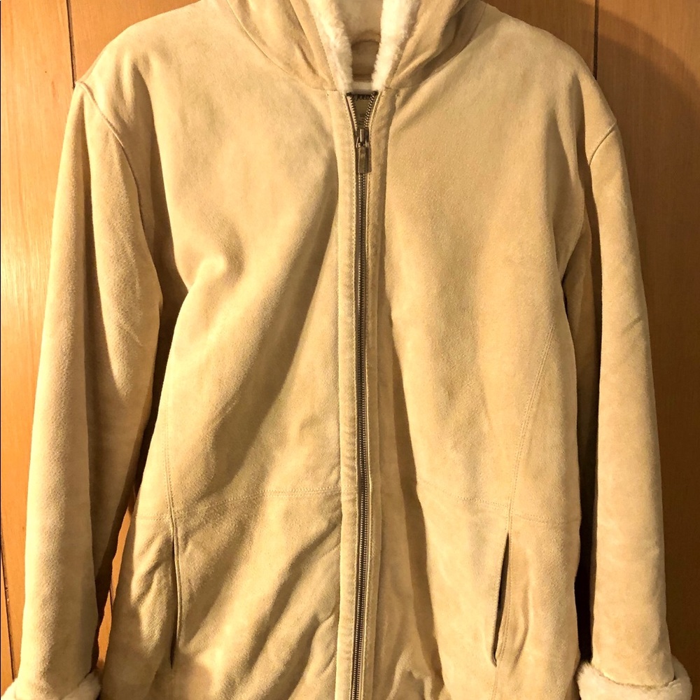 Woman’s Leather Hooded Coat, St Johns Bay Size: M